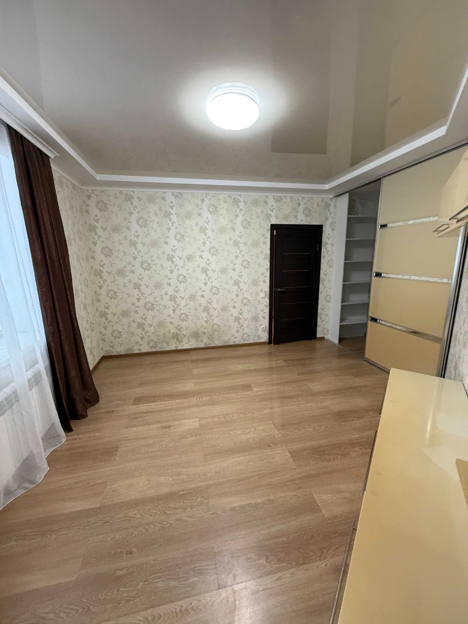 Apartment in Bucha, convenient location, modern renovation. Everything remains