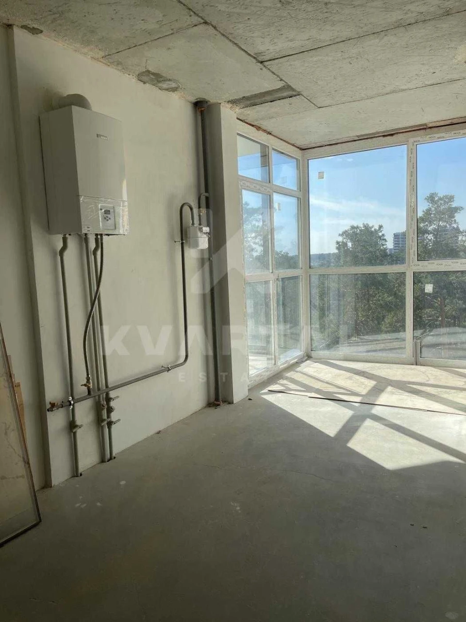 Apartment with forest view, renovated, Bucha, minimal furnishings