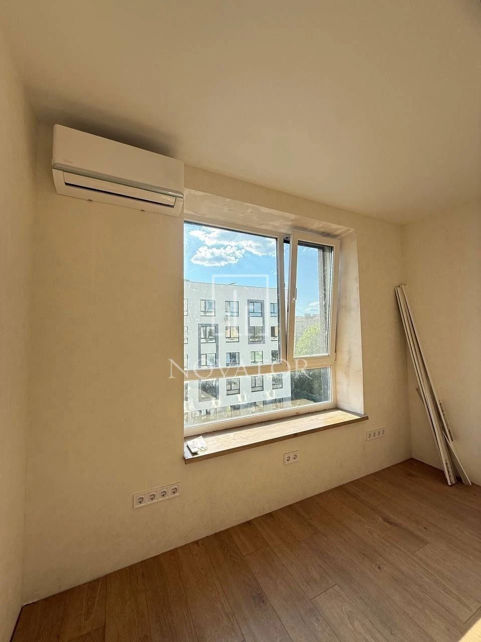 LOWEST PRICE! Selling 1-bedroom apartment near Bucha