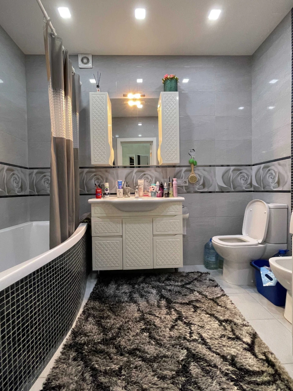 Sale of 1-bedroom apartment 46 sq.m. with renovation in the residential complex "Bucha Quarter", Bucha