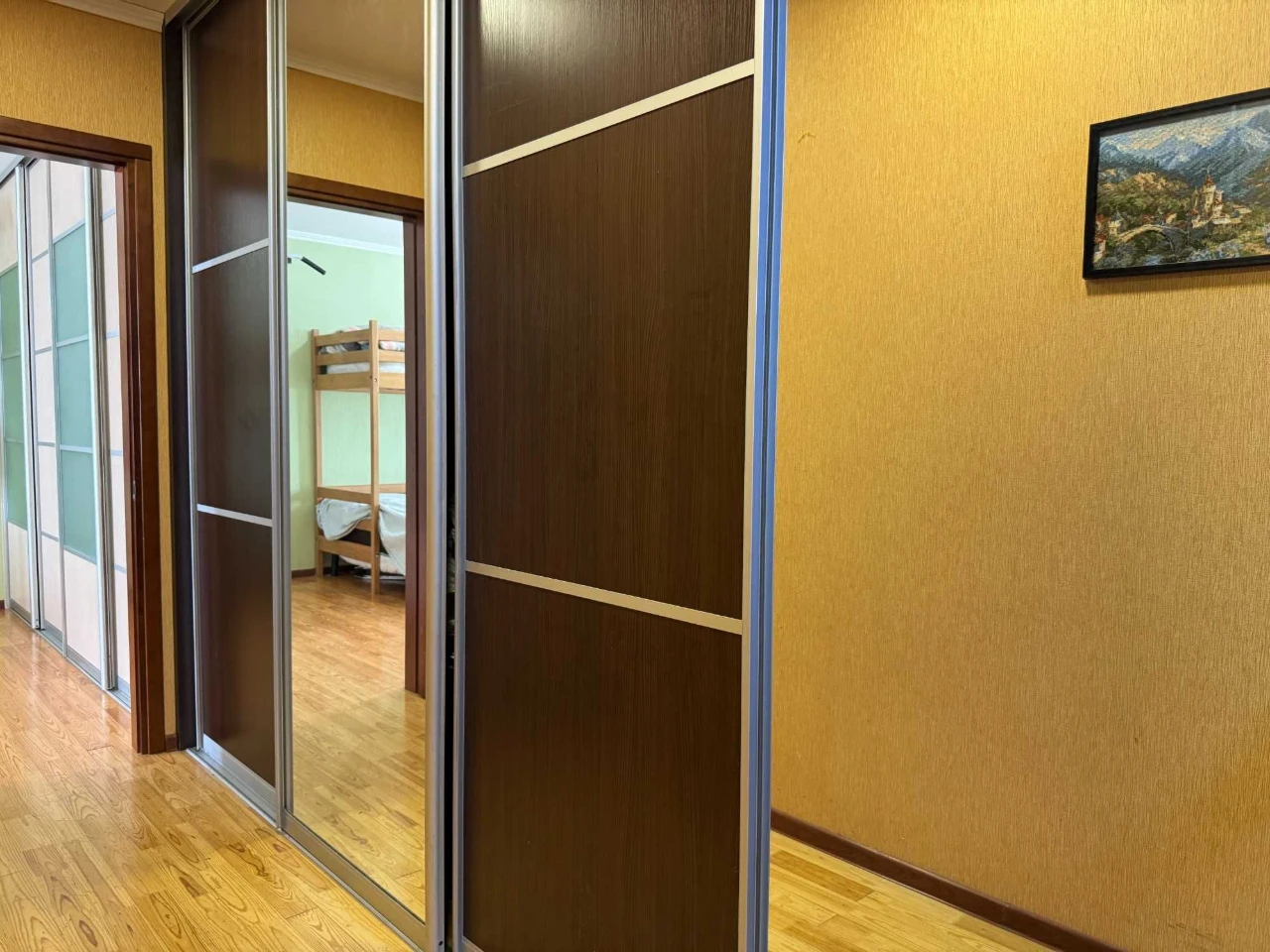 Sale of a spacious 2-bedroom apartment in the center of Bucha