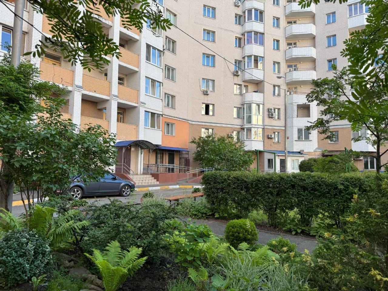 Sale of a spacious 2-bedroom apartment in the center of Bucha