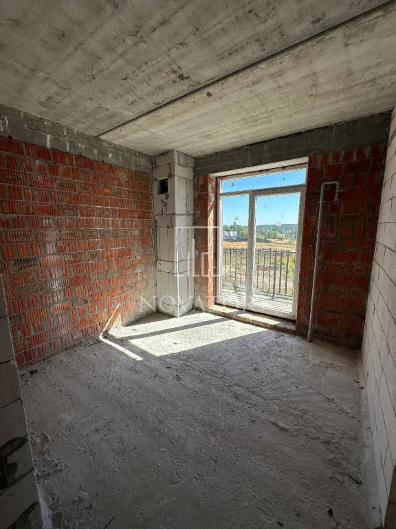 1 Room Apartment in Ready Building, Minimal Documentation, Certificate