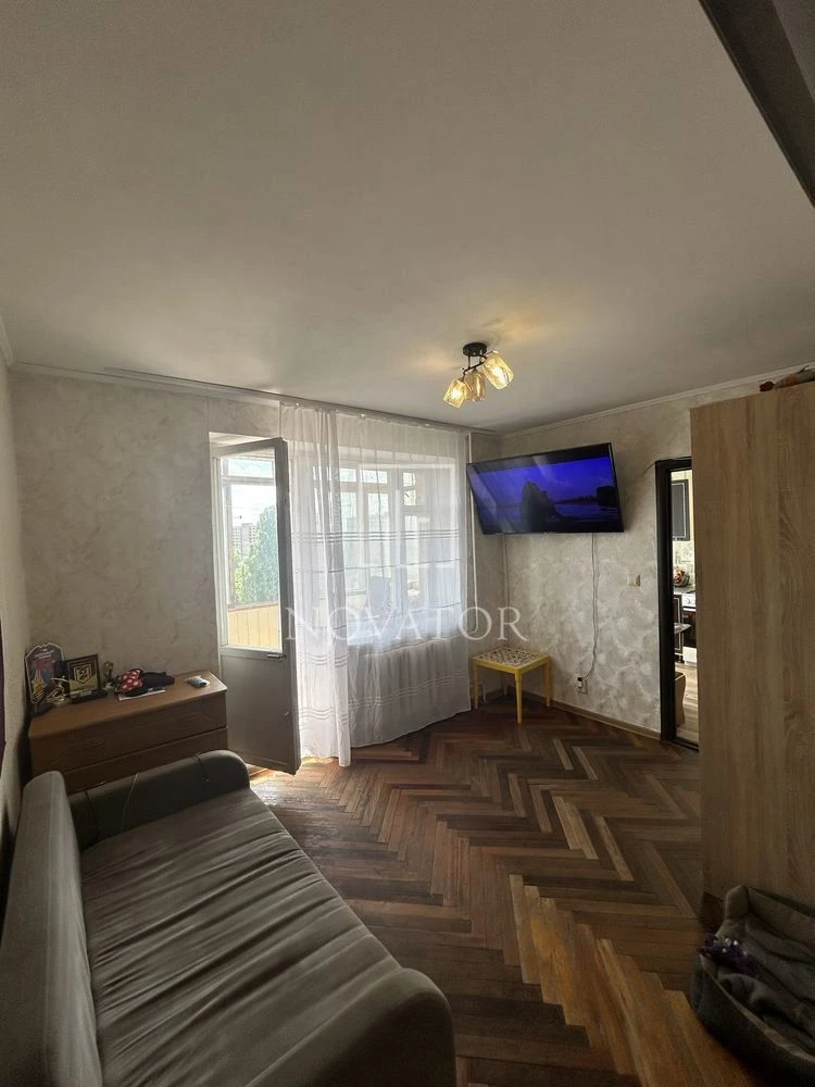 Bucha! For Sale: 2-room apartment on Tarasivska Street