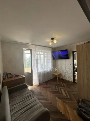 Bucha! For Sale: 2-room apartment on Tarasivska Street