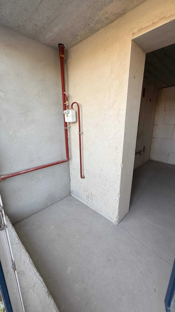 Central part of Bucha. One-bedroom apartment with a terrace - 45m2. Available.
