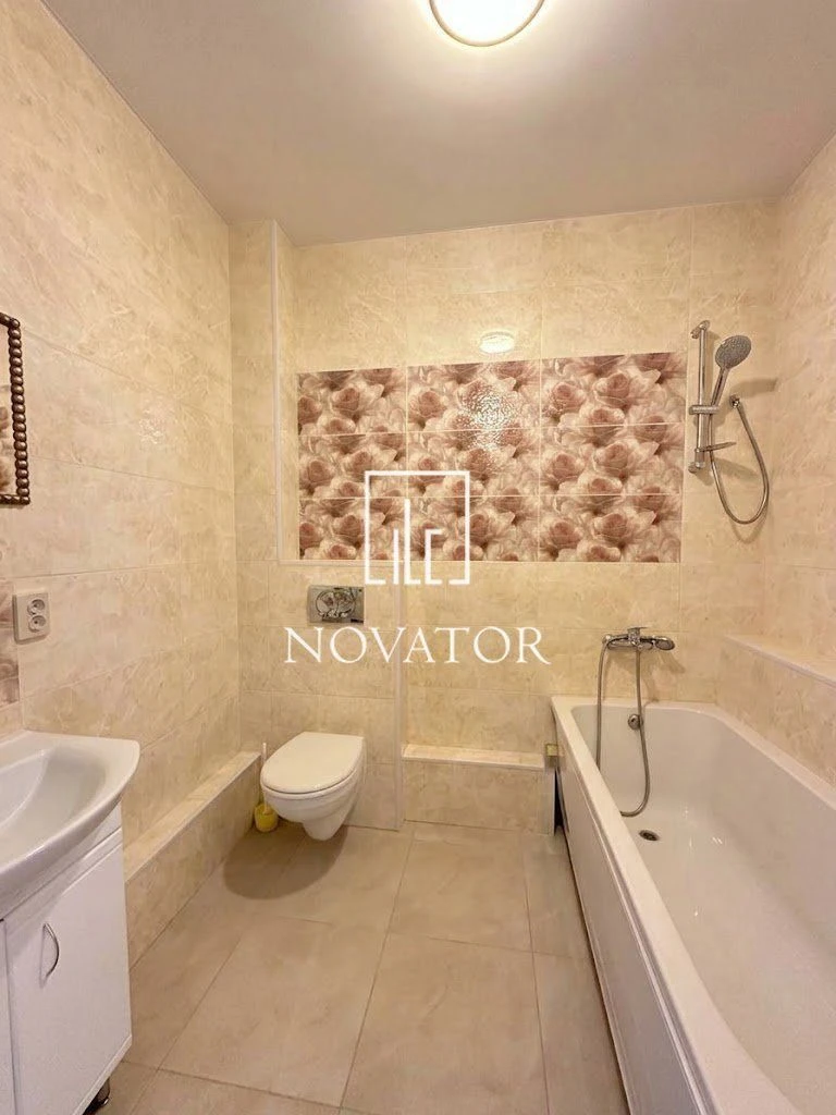 Euro-2 bedroom apartment 40 sq m in Grand Burze residential complex | Partial renovation | Large loggia