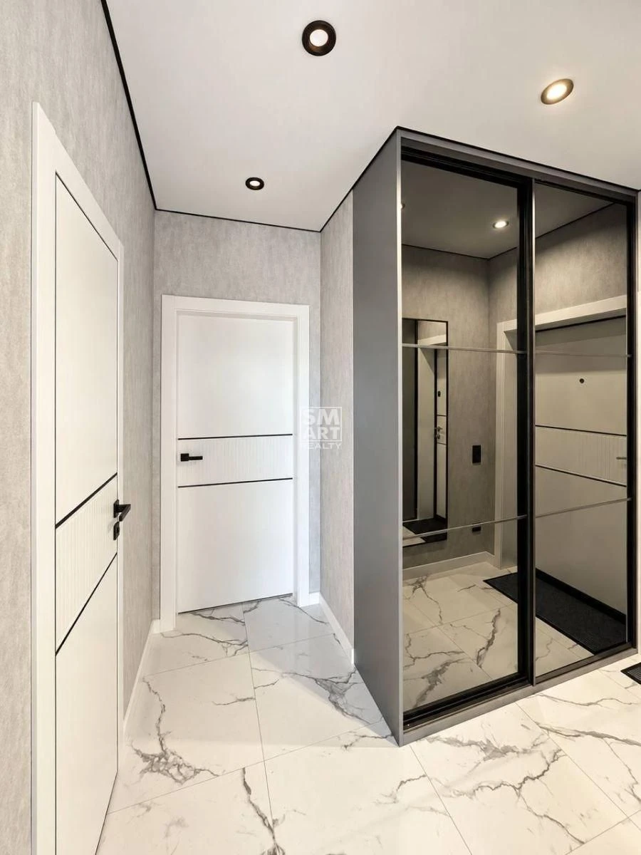 Sale of a spacious 2-bedroom apartment 90 m² in residential complex "Grand Burze", Bucha