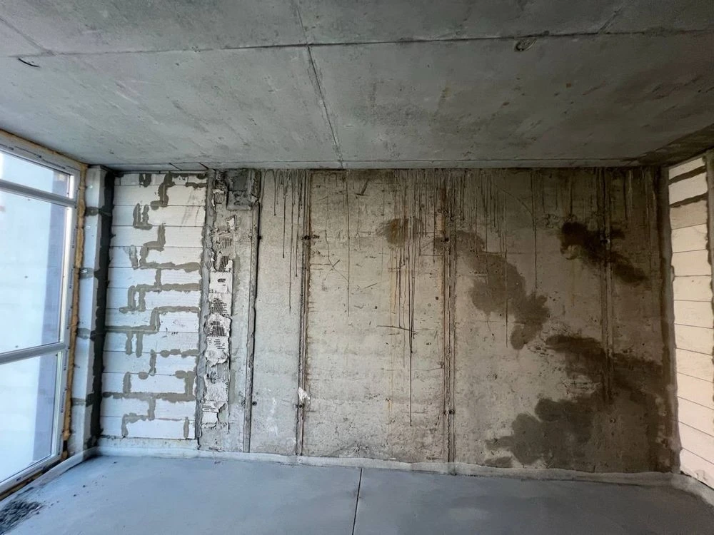 For Sale: Large One-Bedroom Apartment in the Center of Bucha