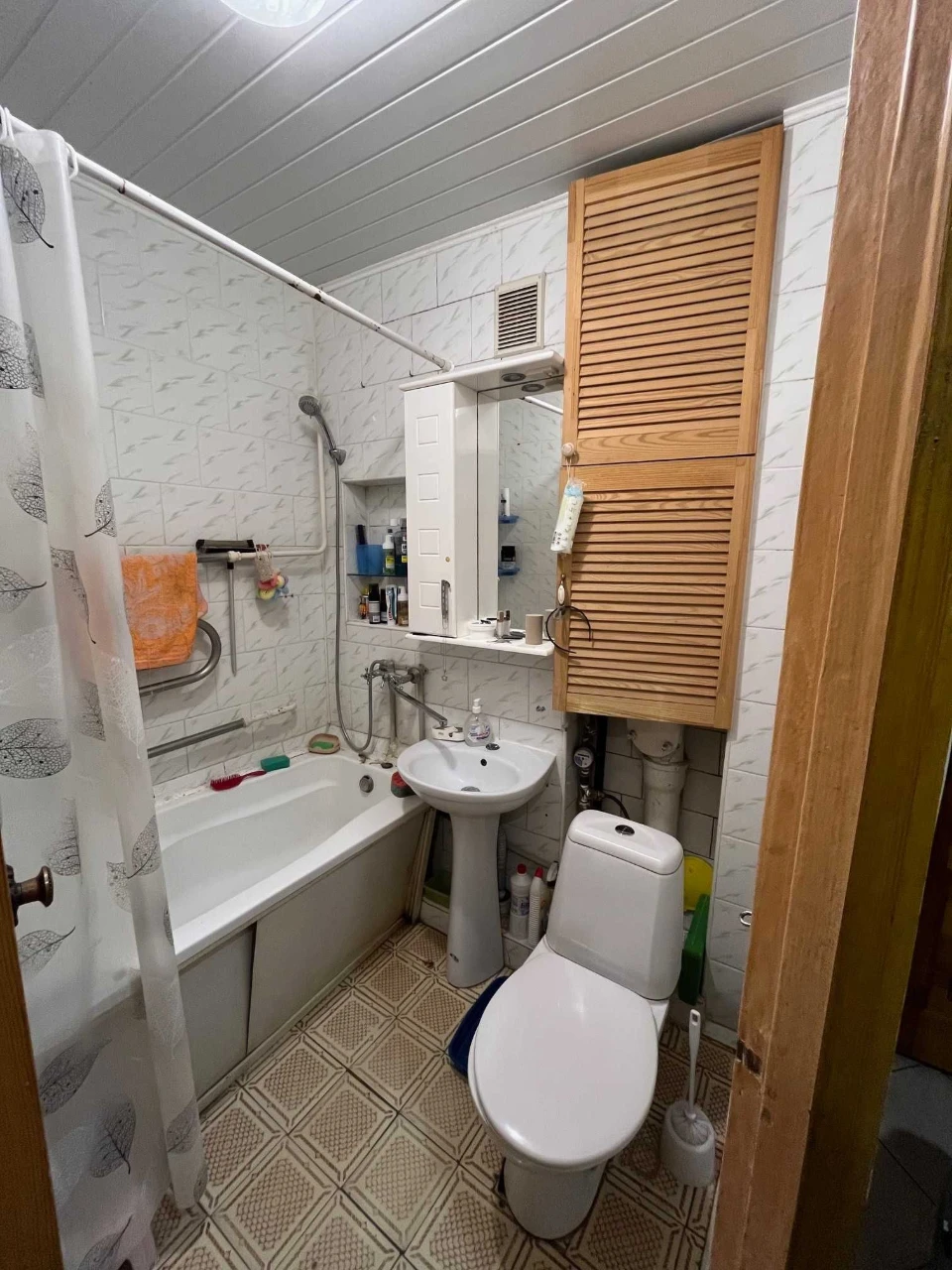 Продается квартира, м. Буча, ул. Склозаводская 6