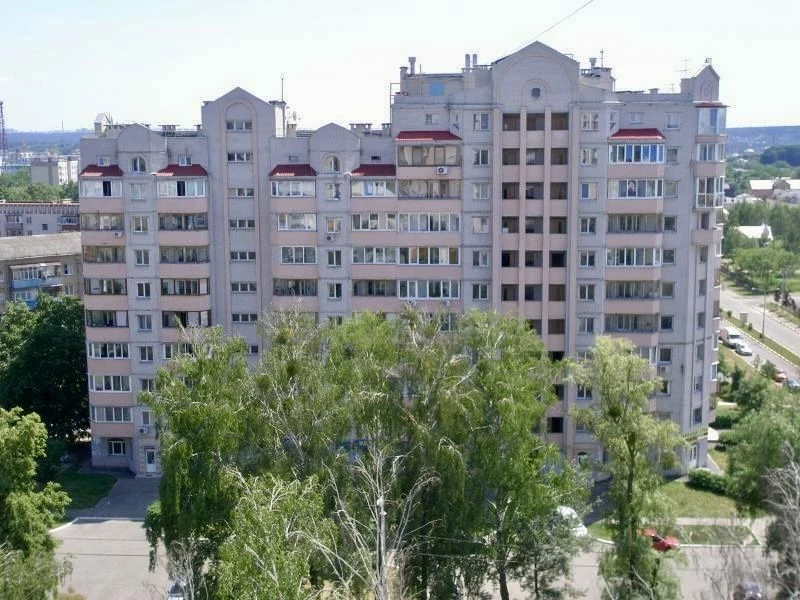 Велике 3-кімнатне житло в центрі Бучі. Київміськбуд. 95000$