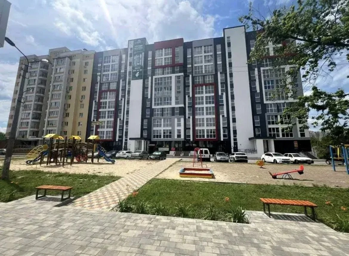 For Sale: Euro 2-room apartment with a private yard in the town of Bucha.
