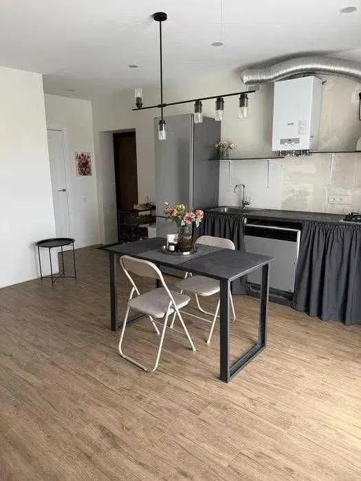 Продається сучасна 2-кімнатна квартира 58,1 м² в центрі Бучі