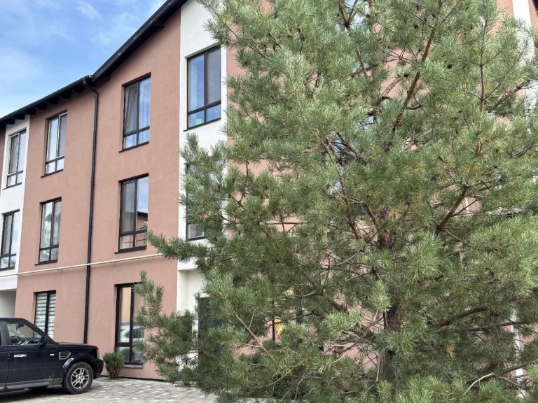 For Sale: 2-room apartment with partial renovation in the city of Bucha !!