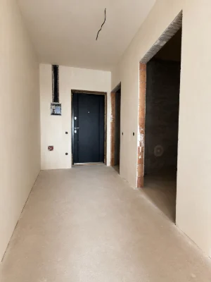 For Sale: 2-room apartment with partial renovation in the city of Bucha !!