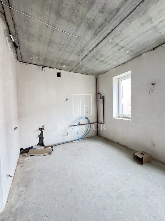 Apartment for Renovation! Gas! Near Lake!