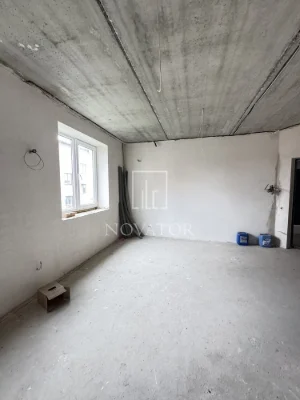 Apartment for Renovation! Gas! Near Lake!