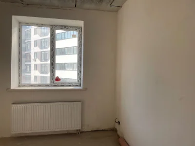 Двокімнатна квартира, частково з ремонтом