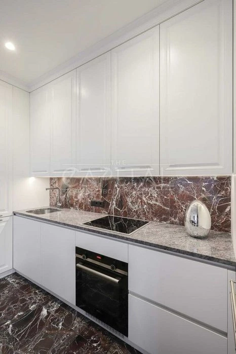 Apartment for sale, st. Andrey Verhoglyad, residential complex Novopecherskie Ly