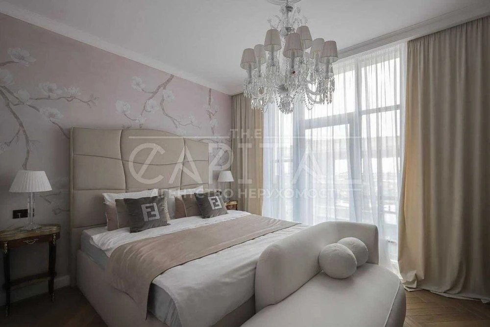 Apartment for sale, st. Andrey Verhoglyad, residential complex Novopecherskie Ly