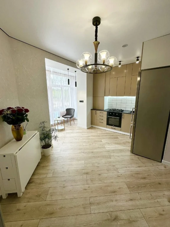 Продається велика однокімнатна квартира з ремонтом | 46 м² | Газ