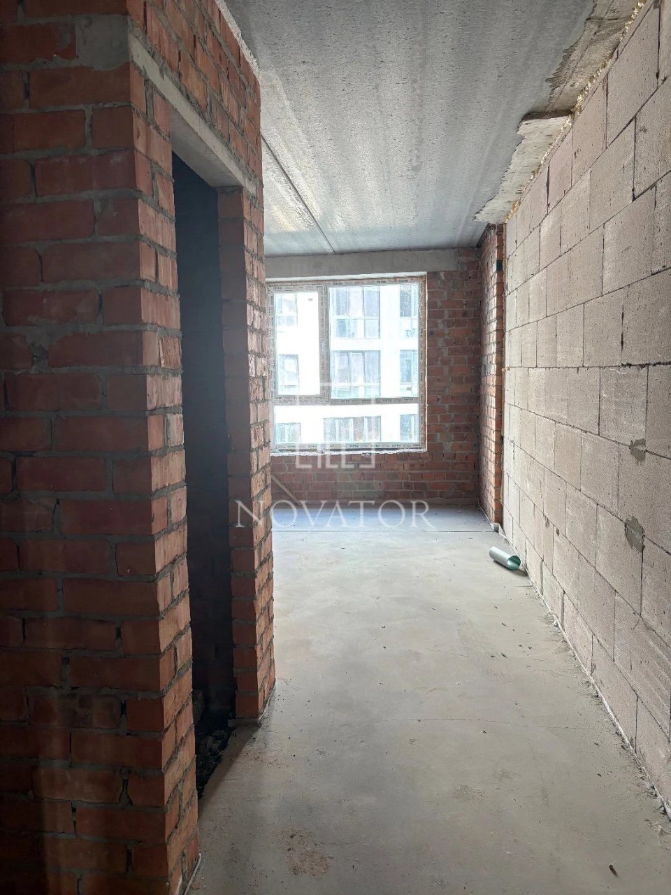 For Sale: One-room apartment with waterfront! Gasified building