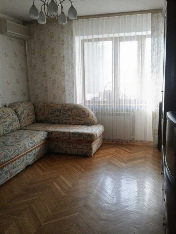Sale of a 3-room apartment of 74 m², Derevlyanskaya street, 2/6