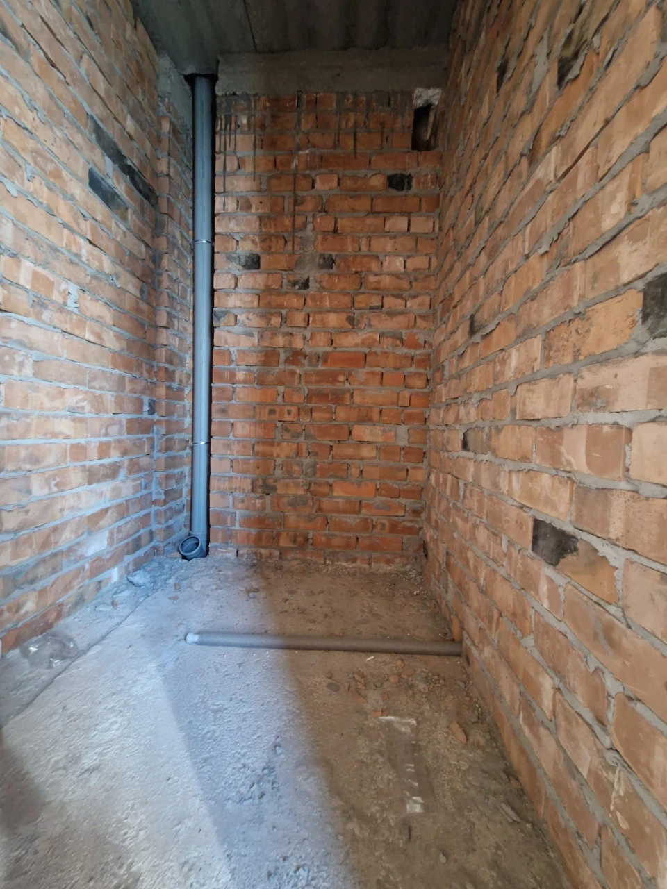 For Sale: 1-bedroom apartment near Bucha Park. LOWEST PRICE