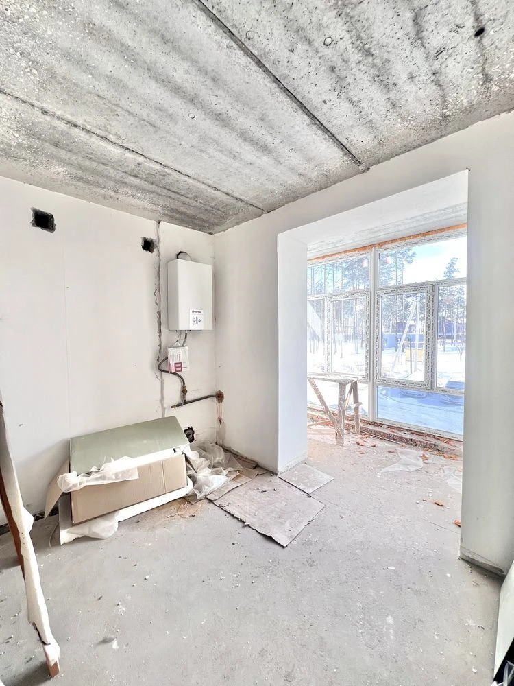 Great Price for a 1-Bedroom Apartment! SOLD HOUSE! GAS! Quick Exit to K