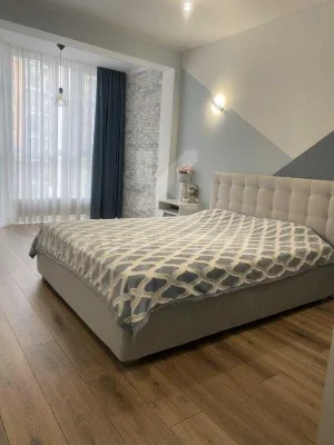 Продаж євро 3 кімнатна квартира з ремонтом + комора в подару