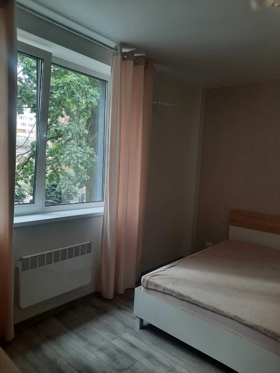 For Sale: 1-bedroom apartment. Lesova Bucha. A. Михайlovskogo 64
