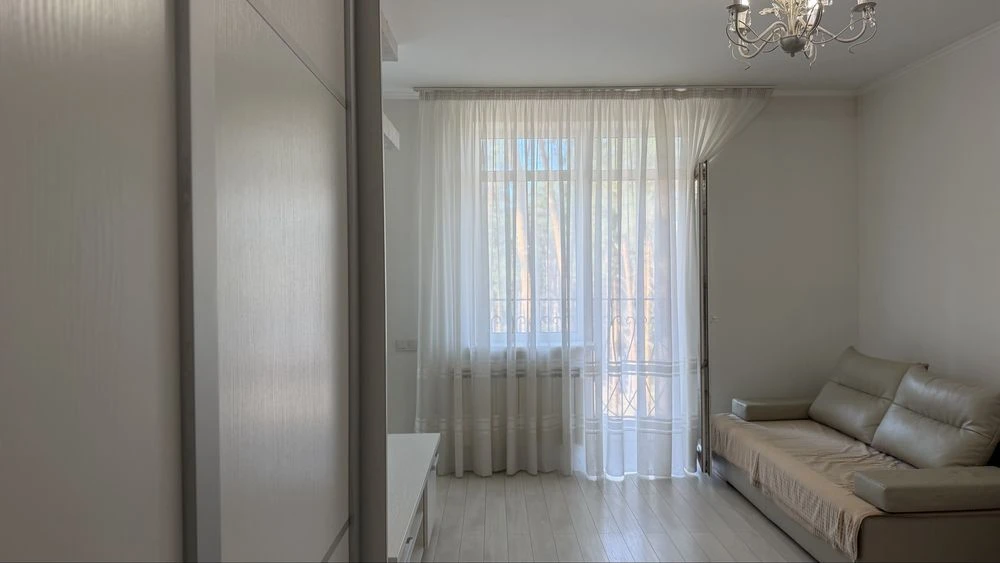 Однокімнатна квартира з ремонтом, Буча, Річ таун, 45 м2