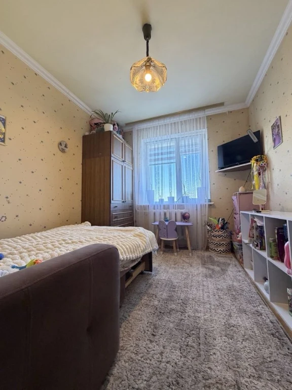 Сертифікат! Терміново! Продаж 3-кімнатній квартири в Бучі