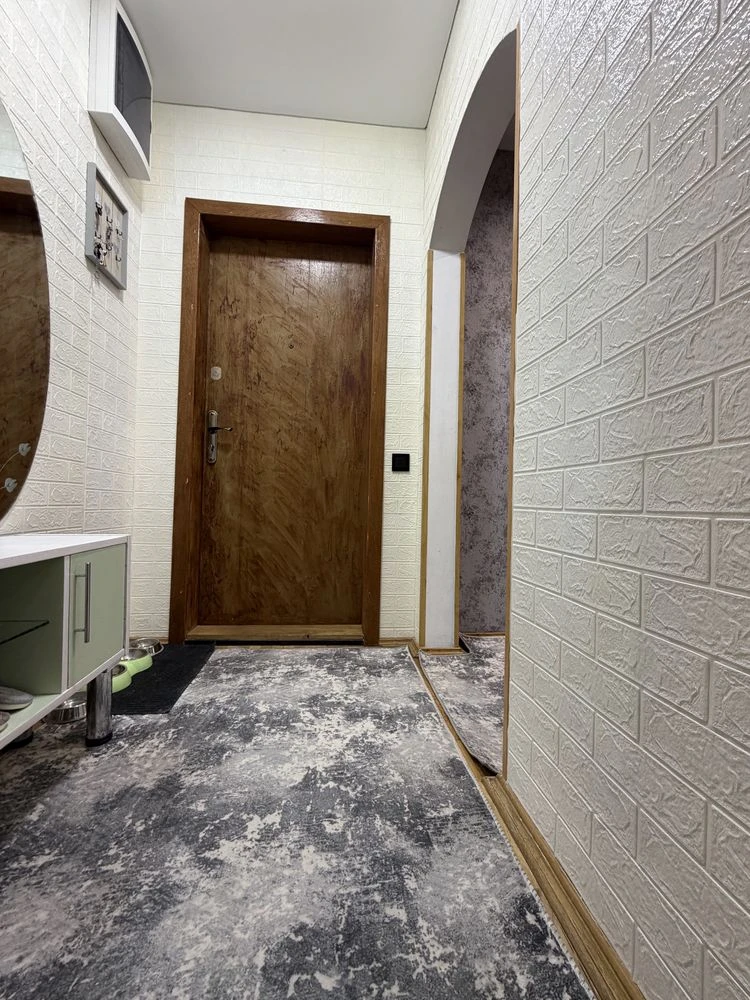 Продається велика 3-кімнатна квартира в Бучі. 71 м²