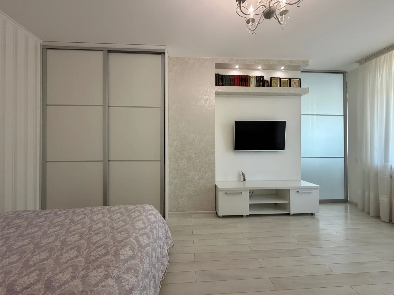 Продаж 1-кімнатної квартири з ремонтом, ЖК "Річ Таун", Буча, 45 м2 | ГАЗ