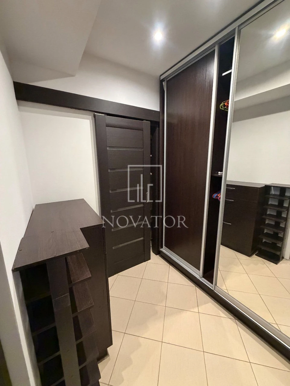Excellent Offer! Selling a large 1-bedroom apartment with renovation