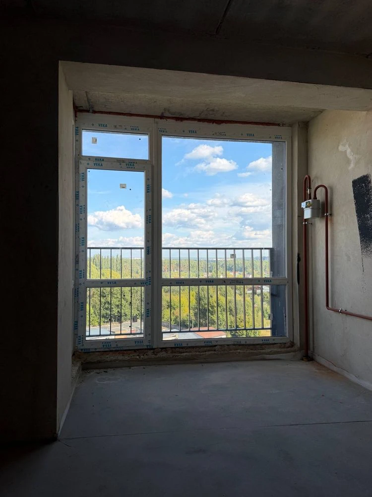 Apartment for sale from owner in OCCUPIED building with documents