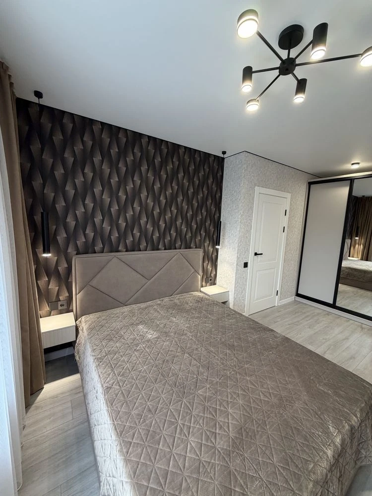 1-bedroom apartment with new renovation, 40 sq.m., 3rd floor, "Millennium" residential complex
