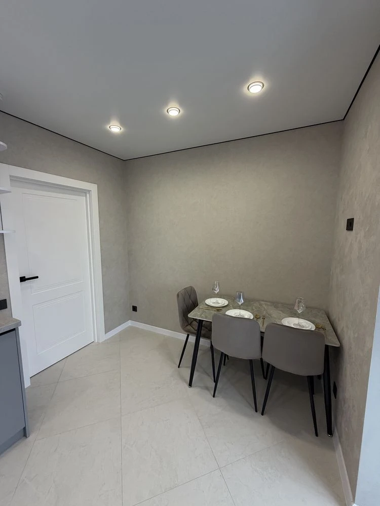 1-bedroom apartment with new renovation, 40 sq.m., 3rd floor, "Millennium" residential complex