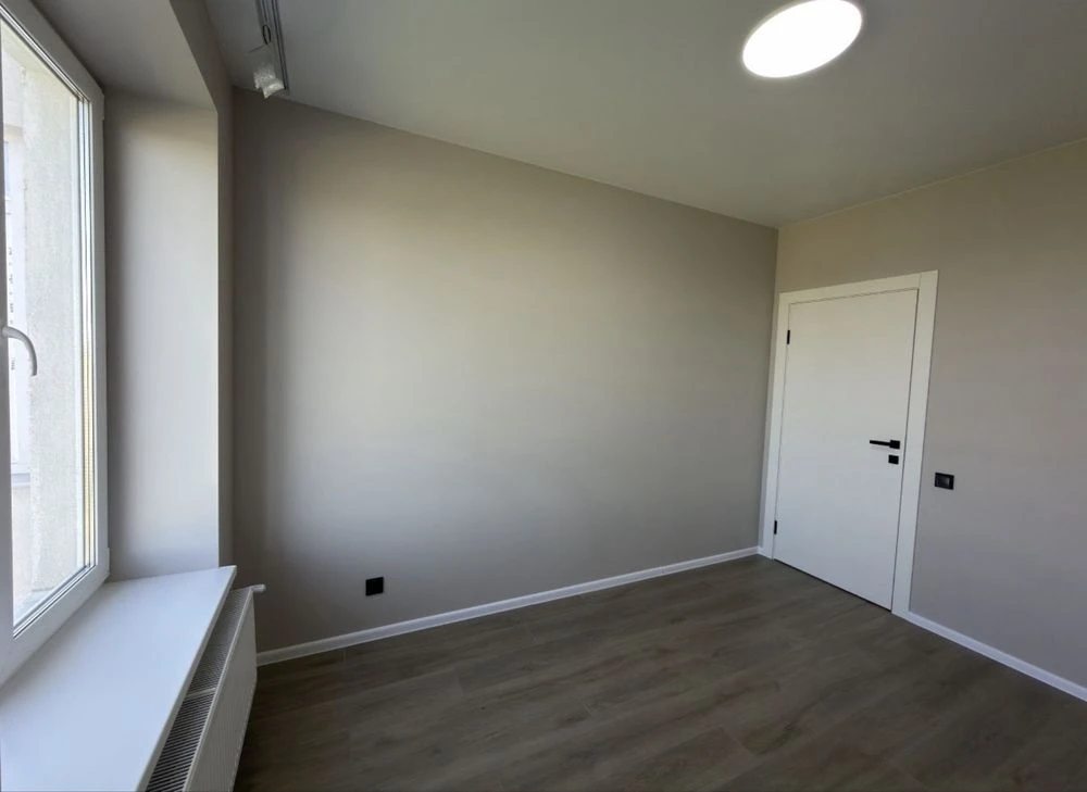 61m² in the center of Gostomel, €3 apartment, gas, new renovation