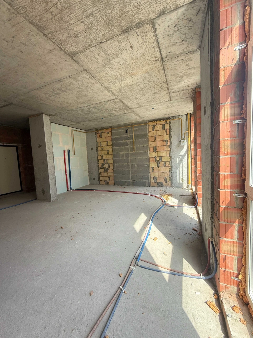 2-bedroom apartment. Bucha. Minimal renovation.