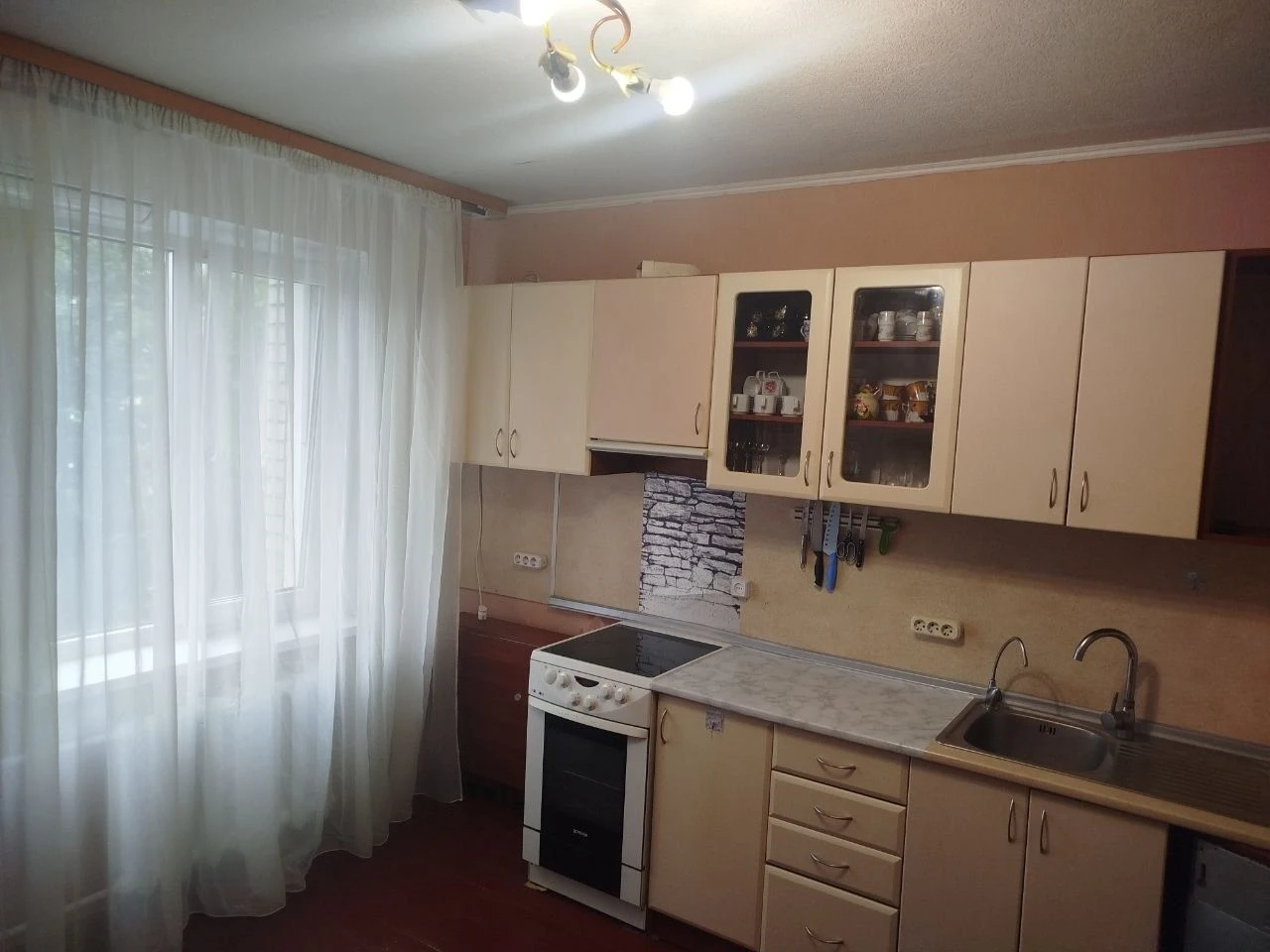 Продаж квартири в центрі Бучі недорого від хазяїна!