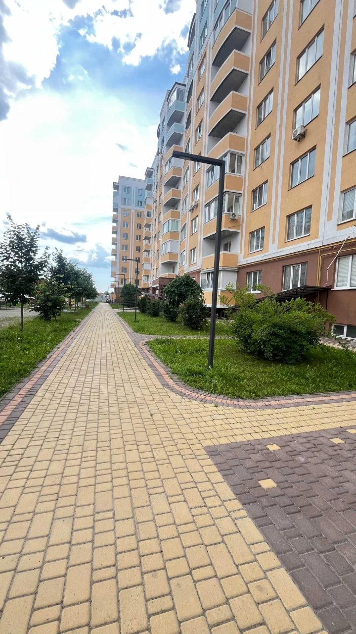 For Sale: 1-bedroom apartment, gas heating, separate heating! No commission!