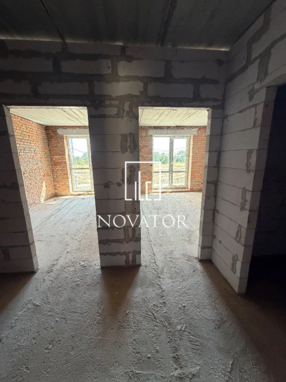 For Sale: 1-bedroom Apartment with Balcony.