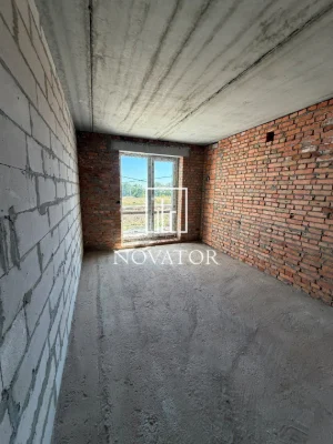For Sale: 1-bedroom Apartment with Balcony.