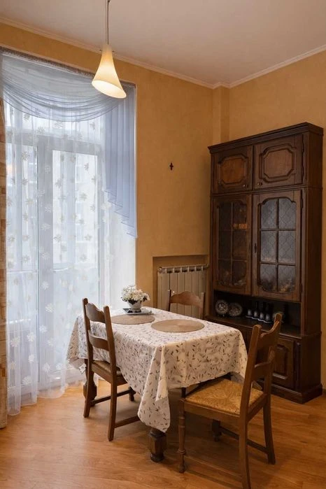 CENTER! 4-room apartment for sale on Kulturi Street, Naukova metro station, Sumy