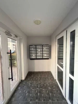 Apartment for sale, 66 sq.m, partially renovated, near Avenue Plaza shopping center