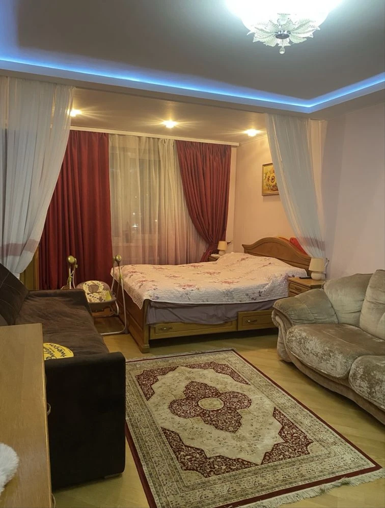 Spacious 2-bedroom apartment in Bucha! 78m2-11