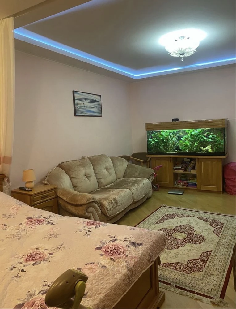 Spacious 2-bedroom apartment in Bucha! 78m2-11
