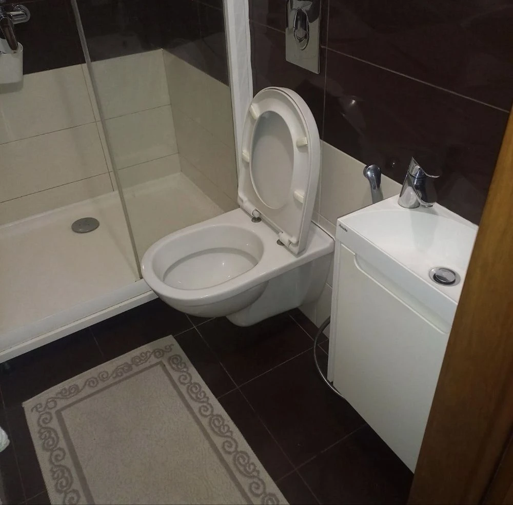 Spacious 2-bedroom apartment in Bucha! 78m2-11